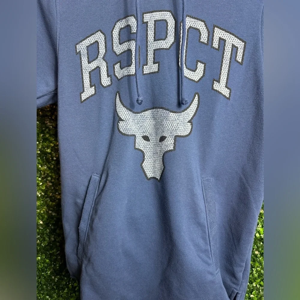 Under Armour Project Rock RSPCT Men’s Small Short Sleeve Blue Hoodie